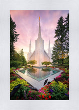 Load image into Gallery viewer, Portland Pastel
