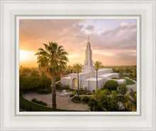Load image into Gallery viewer, Redlands Golden from on High
