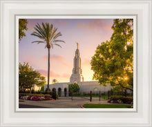Load image into Gallery viewer, Redlands Eventide

