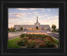 Load image into Gallery viewer, Reno Flowers
