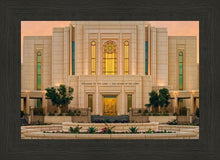 Load image into Gallery viewer, Gilbert Detail
