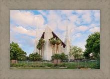Load image into Gallery viewer, Las Vegas Daytime
