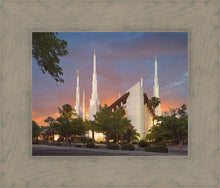 Load image into Gallery viewer, Las Vegas House of the Lord
