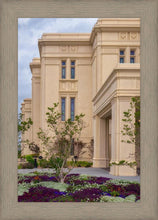 Load image into Gallery viewer, Payson Garden Detail
