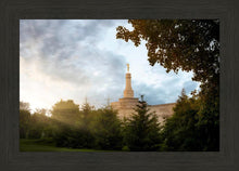 Load image into Gallery viewer, Columbus Sunburst
