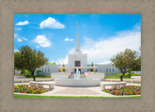 Load image into Gallery viewer, Denver Daytime Fountain
