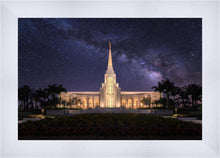 Load image into Gallery viewer, Fort Lauderdale Celestial
