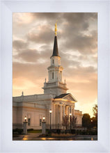 Load image into Gallery viewer, Hartford Radiance
