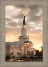 Load image into Gallery viewer, Hartford Radiance
