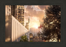 Load image into Gallery viewer, Manhattan Solace
