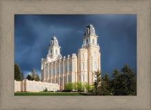 Load image into Gallery viewer, Manti - Stormy Skies

