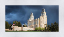 Load image into Gallery viewer, Manti - Stormy Skies
