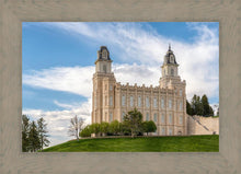 Load image into Gallery viewer, Manti Pageant Hill
