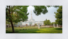 Load image into Gallery viewer, Medford Daydream
