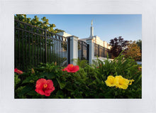 Load image into Gallery viewer, Memphis Flowers
