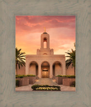 Load image into Gallery viewer, Newport Beach Lift Me Up
