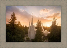 Load image into Gallery viewer, Portland High Glow

