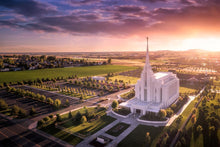 Load image into Gallery viewer, Rexburg Evening from on High
