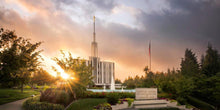 Load image into Gallery viewer, Seattle Temple Morning Breaks
