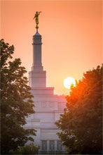 Load image into Gallery viewer, Spokane Sun Vertical
