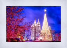 Load image into Gallery viewer, Temple Square Christmas Tree
