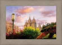 Load image into Gallery viewer, Temple Square Glorious Majesty of His Kingdom
