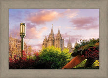 Load image into Gallery viewer, Temple Square Glorious Majesty of His Kingdom
