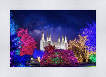 Load image into Gallery viewer, Washington DC Temple Christmas Lights
