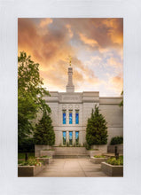 Load image into Gallery viewer, Winter Quarters Summer Window
