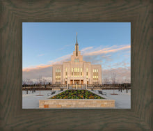 Load image into Gallery viewer, Eternity in Saratoga Springs
