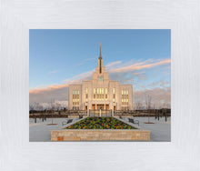 Load image into Gallery viewer, Eternity in Saratoga Springs
