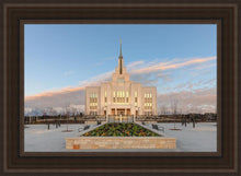 Load image into Gallery viewer, Eternity in Saratoga Springs
