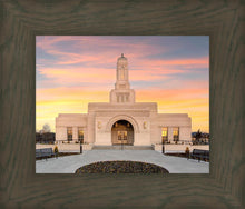 Load image into Gallery viewer, Eternity in Helena
