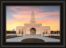 Load image into Gallery viewer, Eternity in Helena
