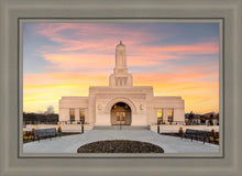 Load image into Gallery viewer, Eternity in Helena
