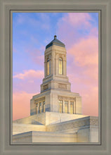Load image into Gallery viewer, Helena Montana Look Up

