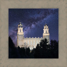 Load image into Gallery viewer, Manti Celestial
