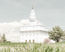 Load image into Gallery viewer, Sweet is The Work Nauvoo Illinois Temple
