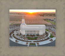 Load image into Gallery viewer, Burley Idaho Light of The Sun
