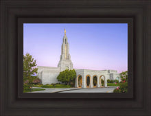 Load image into Gallery viewer, Redlands Temple 02
