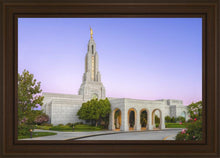 Load image into Gallery viewer, Redlands Temple 02
