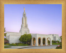 Load image into Gallery viewer, Redlands Temple 02
