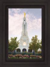 Load image into Gallery viewer, Redlands Temple 01
