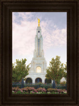 Load image into Gallery viewer, Redlands Temple 01
