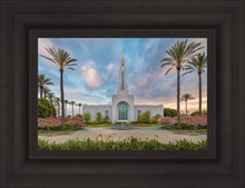 Load image into Gallery viewer, Redlands Temple 17
