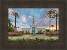 Load image into Gallery viewer, Redlands Temple 17

