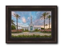 Load image into Gallery viewer, Redlands Temple 17
