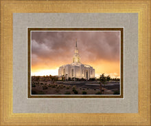 Load image into Gallery viewer, Red Cliffs Utah As The Storm Clears
