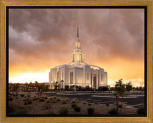 Load image into Gallery viewer, Red Cliffs Utah As The Storm Clears
