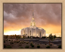 Load image into Gallery viewer, Red Cliffs Utah As The Storm Clears
